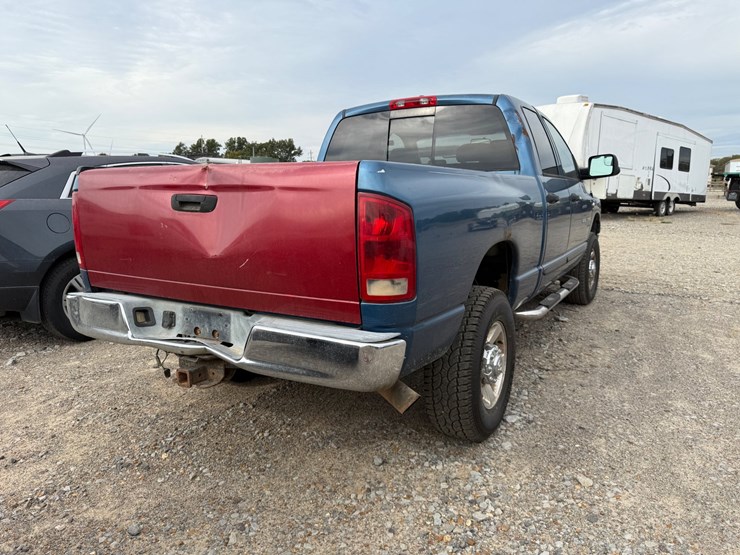 2006-dodge-3500-image-3