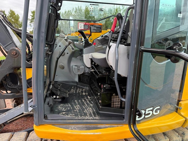 deere-85g-image-44