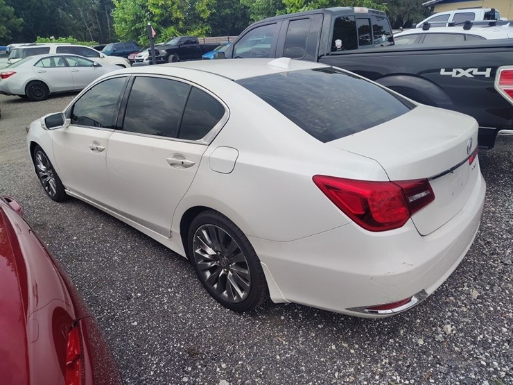 2016-acura-rlx-runs/moves-w/tech-image-3