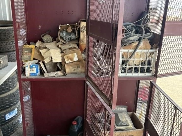 sl---wall-locker-image-2