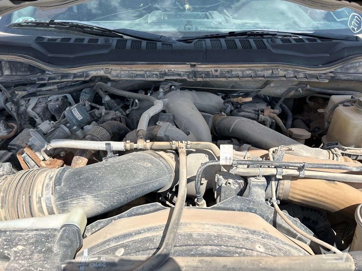 2021-ford-f450-image-8