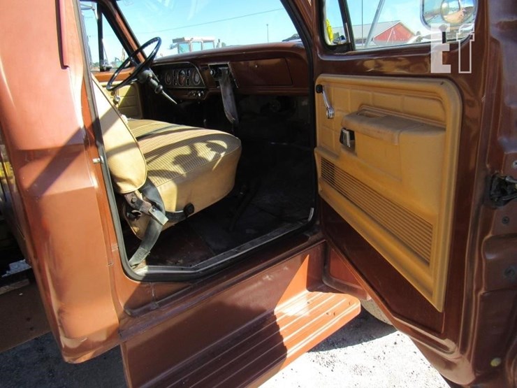 1977-ford-f600-image-8