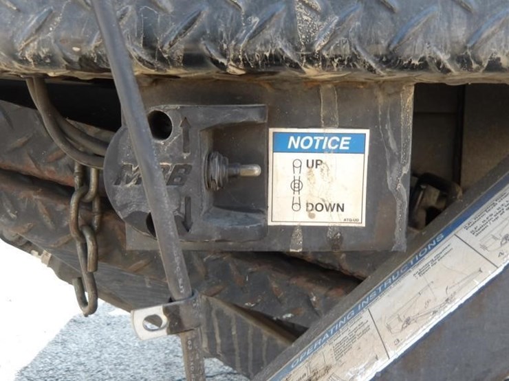 2016-ford-f550-image-17