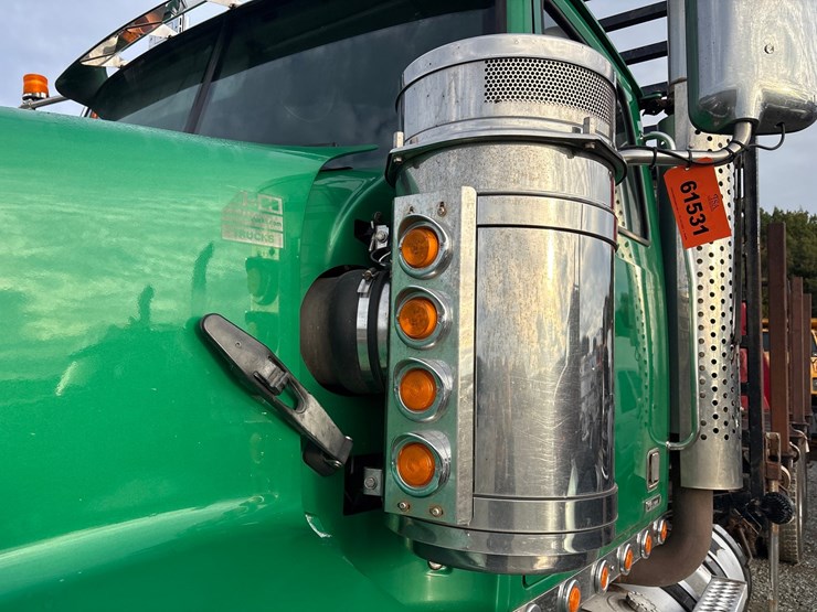 2013-western-star-4900sb-image-19