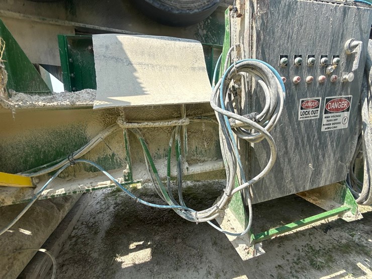 #2359-•-lippman-t-1260-jaw-and-roll-crushers-image-15