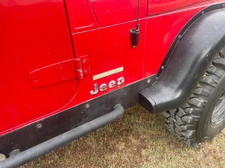 1993-jeep-wrangler-image-13