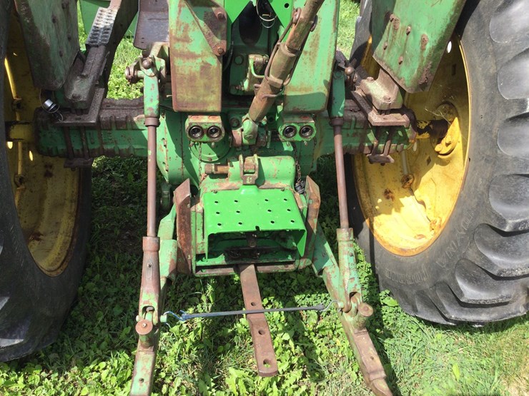 john-deere-2510-image-10