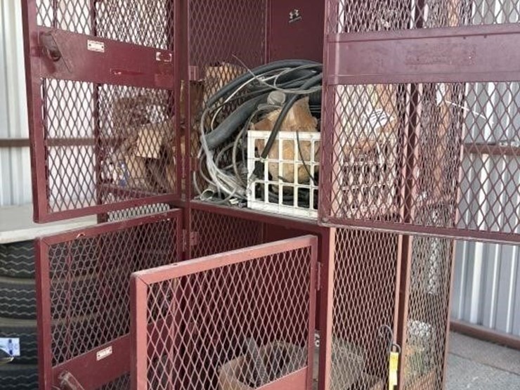 sl---wall-locker-image-1