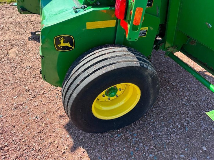 john-deere-3955-image-11