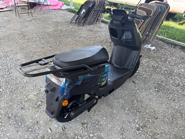 #92-•-ir-moto-high-end-two-wheeled-electric-moto-image-4