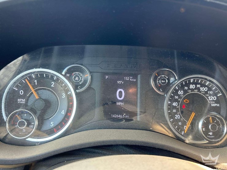 2022-dodge-2500-image-16