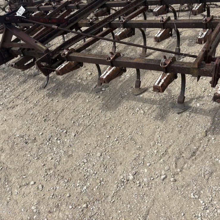 L2 - 3pt 15' Cultivator