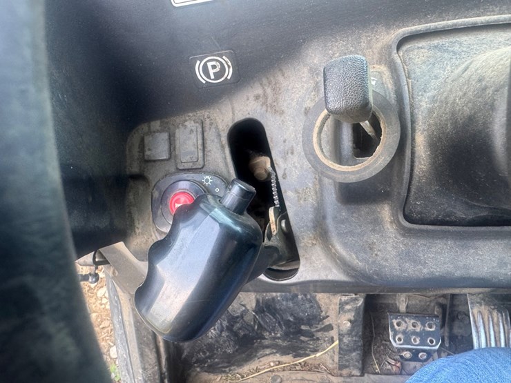 2021-kubota-rtv-x1100c-image-11