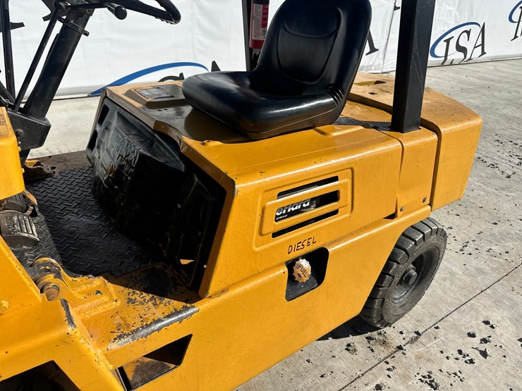 #5597-•-komatsu-fd25-7-forklift-image-23