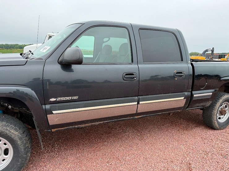 2003-chevrolet-2500hd-image-9