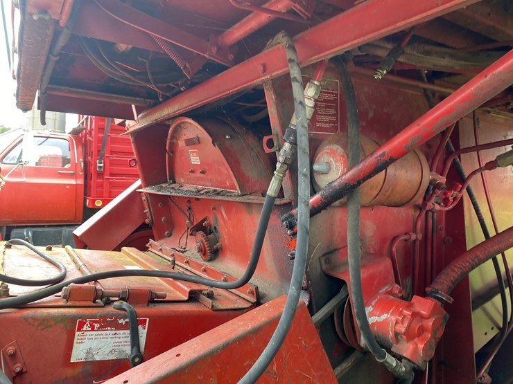 case-ih-1460-image-26