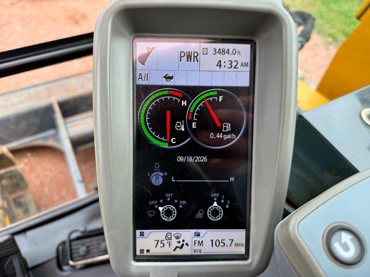 deere-85g-image-54