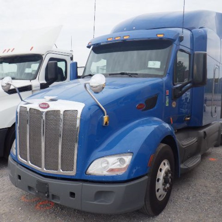 2019 PETERBILT 579