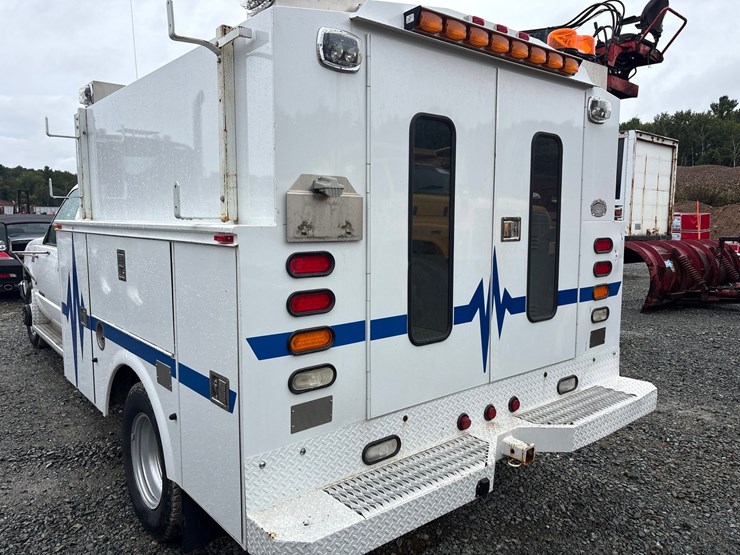 1997-chevrolet-3500-image-18