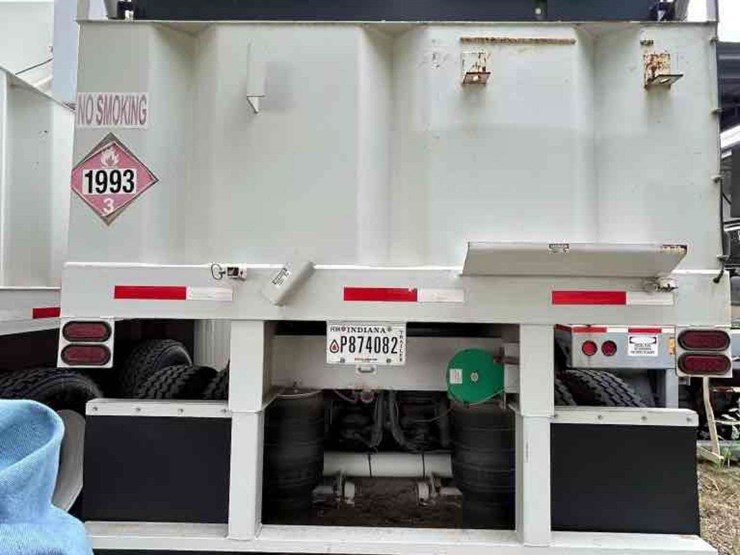 2019-safe-arm-pilot-thomas-logistics-t/a-dual-fuel-wall-fuel-station-image-2