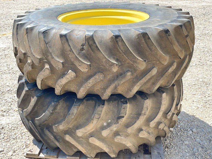pair-of-jd-combine-rear-wheels-&-tires-image-2