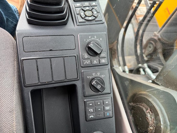 volvo-ecr145el-image-65