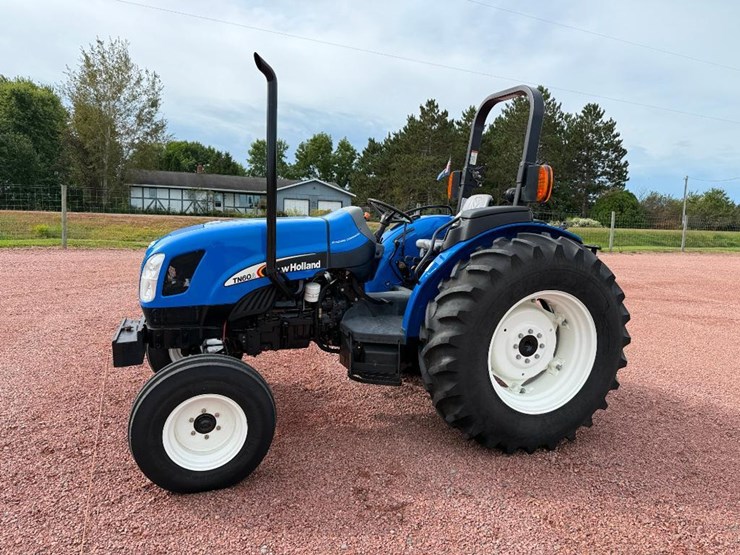 new-holland-tn60a-image-1