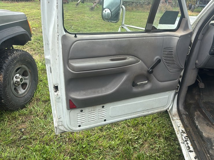 1998-ford-f350-image-19