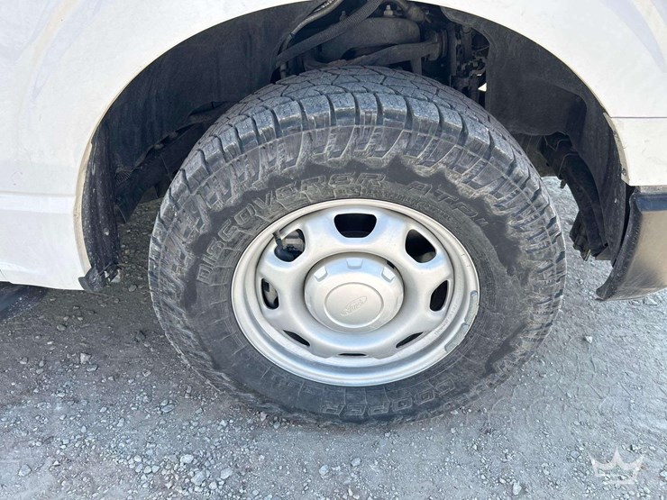 2021-ford-f150-image-27
