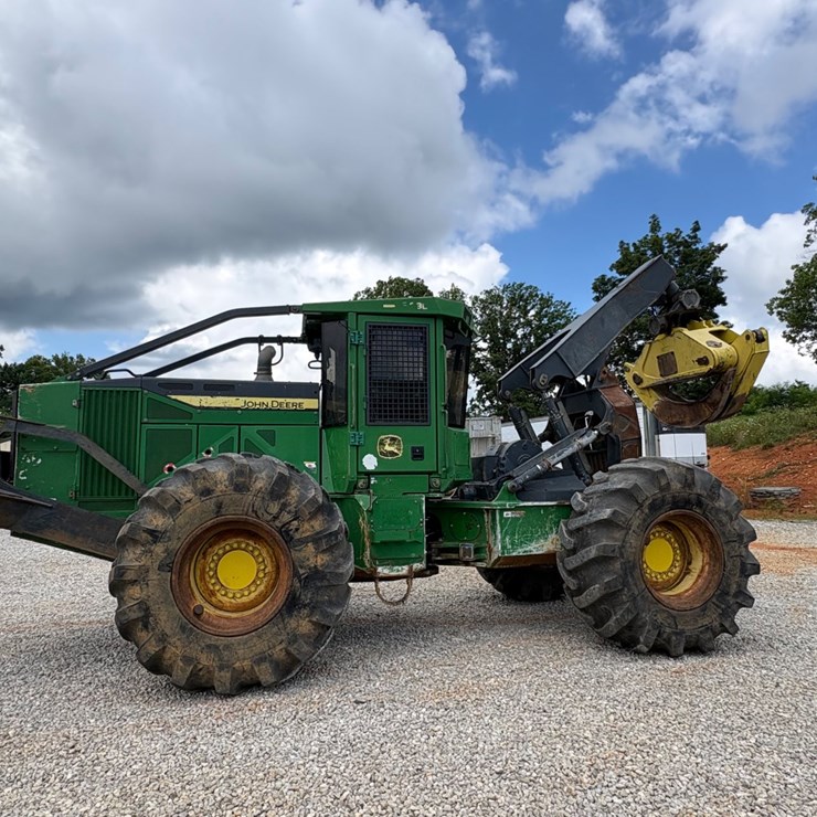 DEERE 648L