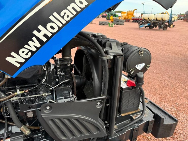 new-holland-tn60a-image-46