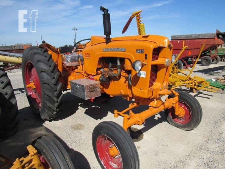 minneapolis-moline-445-image-19