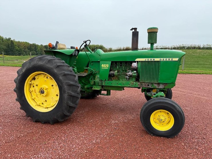 john-deere-4020-image-3