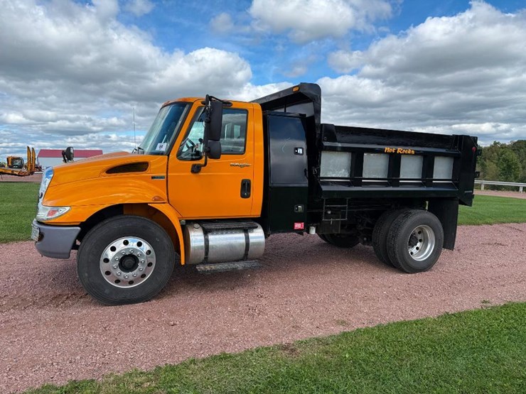 international-durastar-4300-image-1