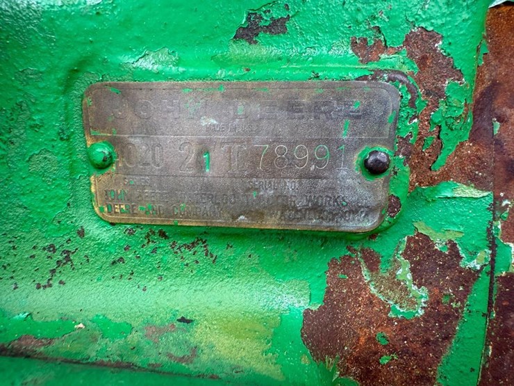 john-deere-4020-image-37