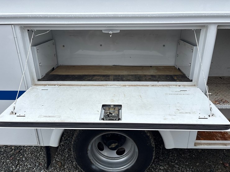 1997-chevrolet-3500-image-31