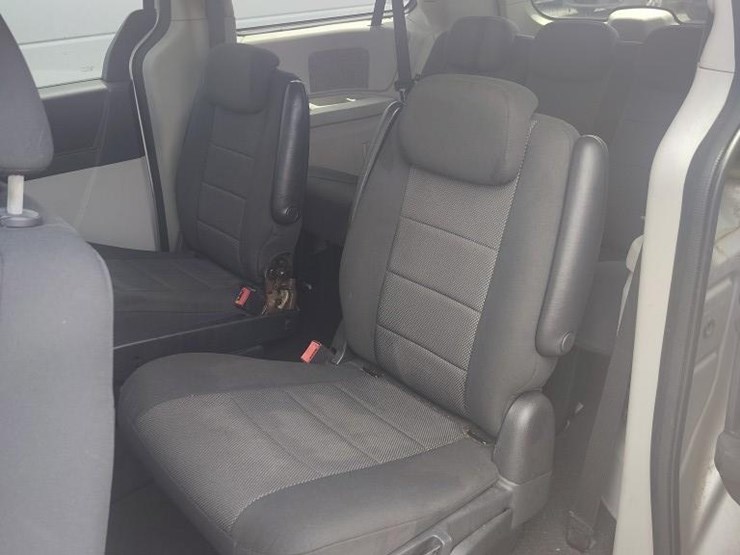 2008-dodge-grand-caravan-image-5