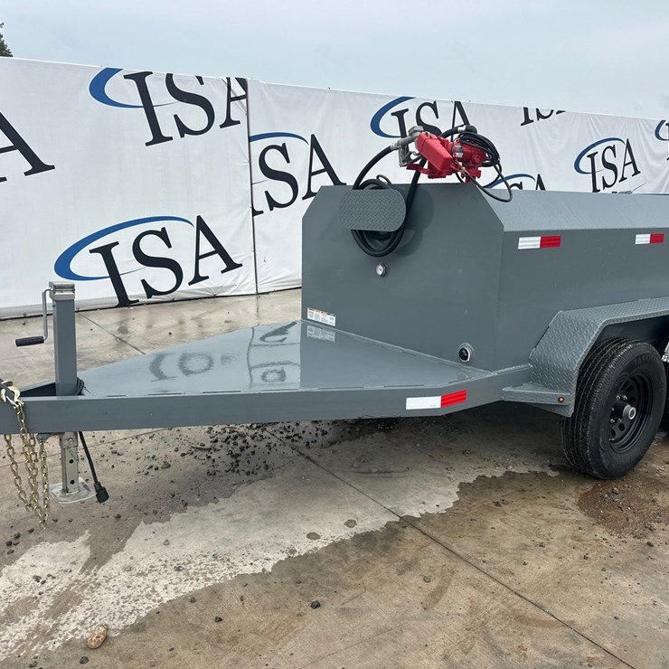 #5605 • Unused X Star 750 Gallon Fuel Trailer