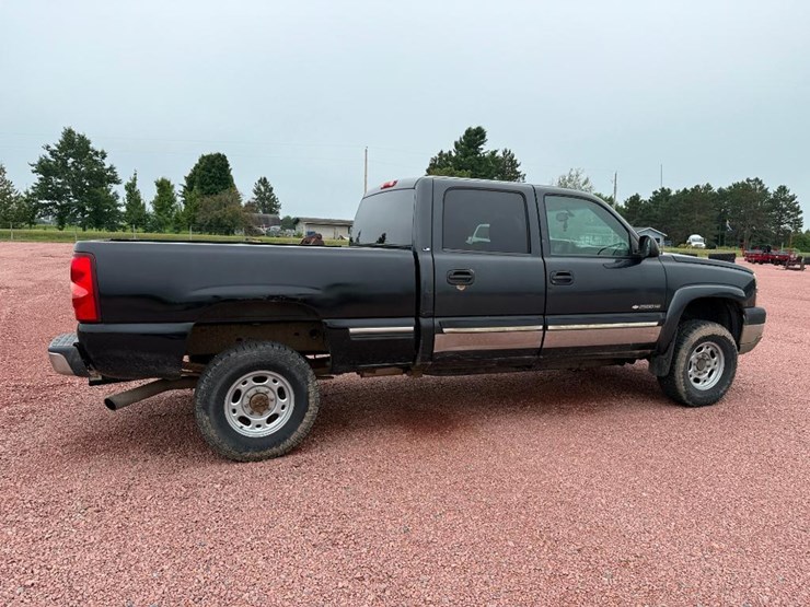 2003-chevrolet-2500hd-image-4