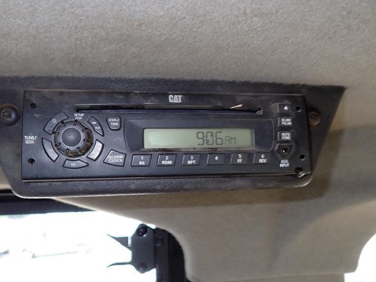 2011-caterpillar-930h-image-27