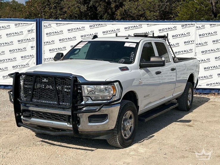 2022-dodge-2500-image-1