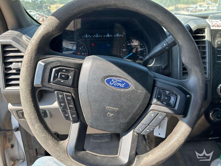 2018-ford-f350-image-15
