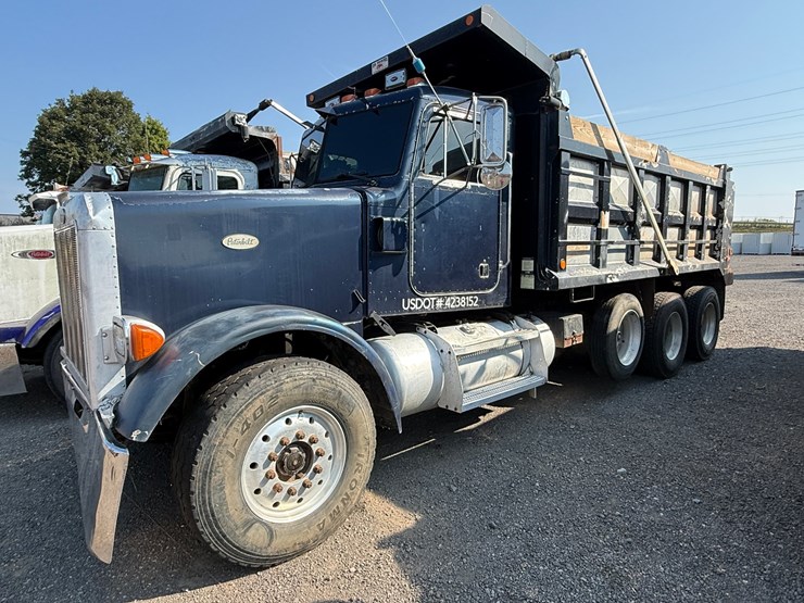 1997-peterbilt-378-image-1