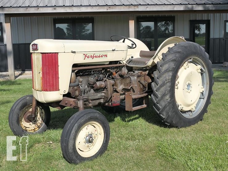 1956-ferguson-f40h-image-2