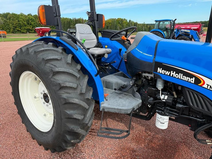 new-holland-tn60a-image-13