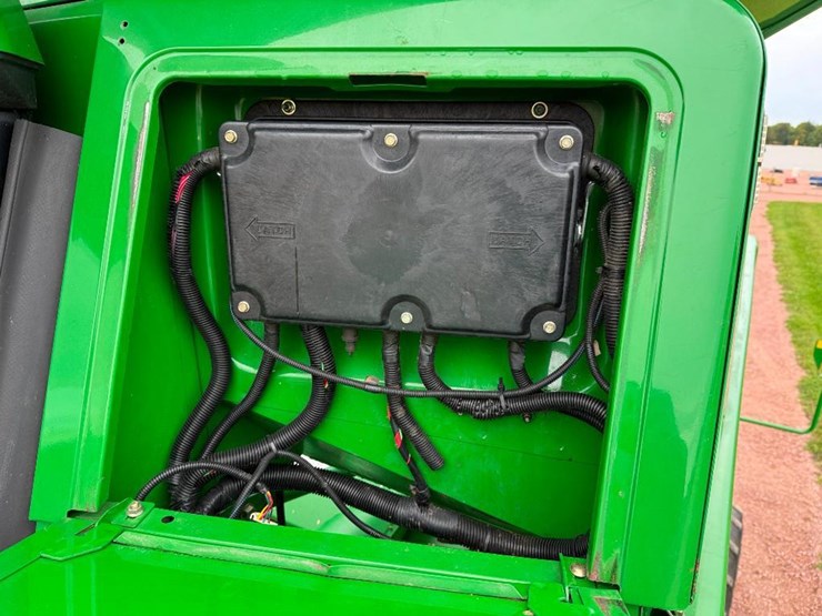 john-deere-9550-image-83