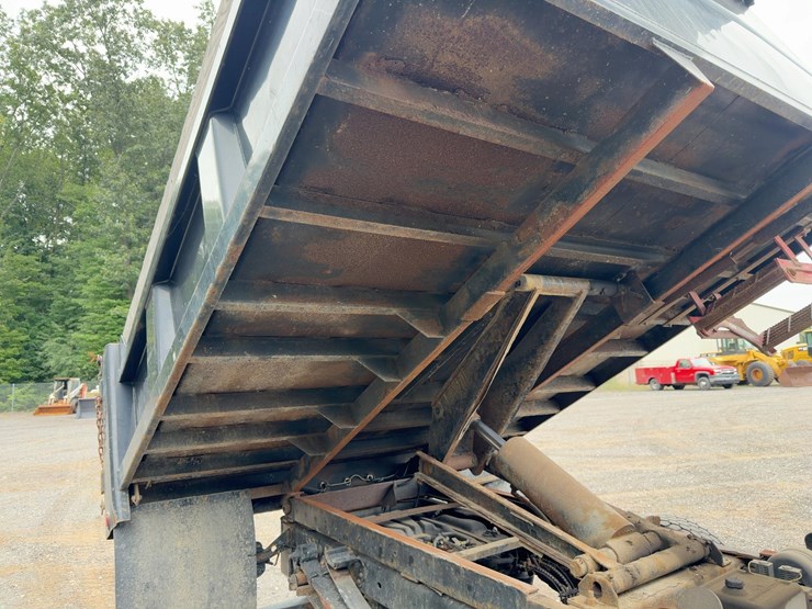 2018-ford-f550-xl-image-17