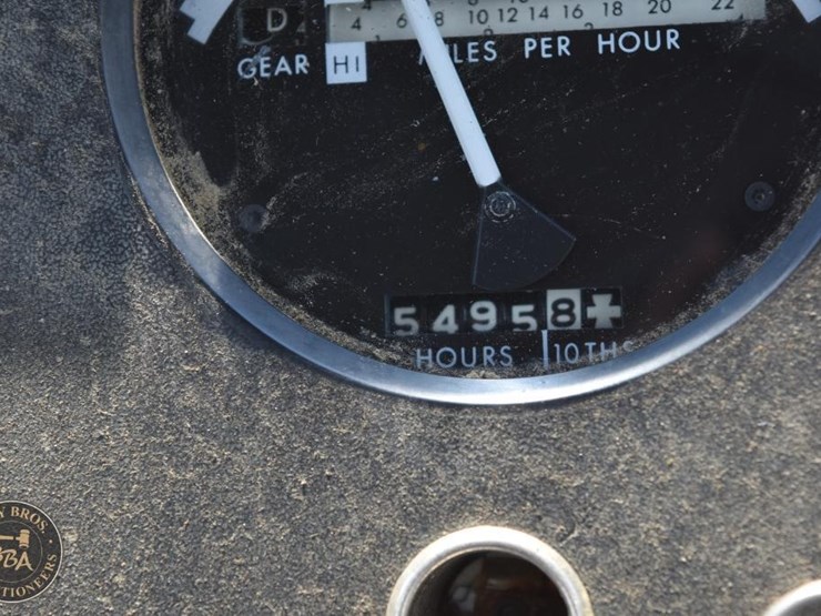 john-deere-4240-image-36