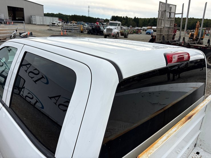 2016-chevrolet-3500-image-53