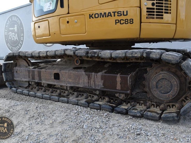 2010-komatsu-pc88mr-8-image-33